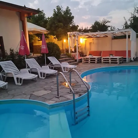 Family Komhotel Hotel Berkovitsa