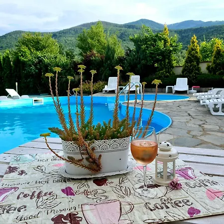 Family Komhotel Hotel Berkovitsa