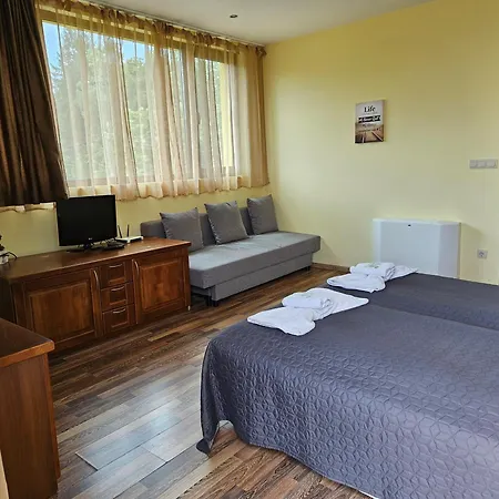 Family Komhotel Hotel