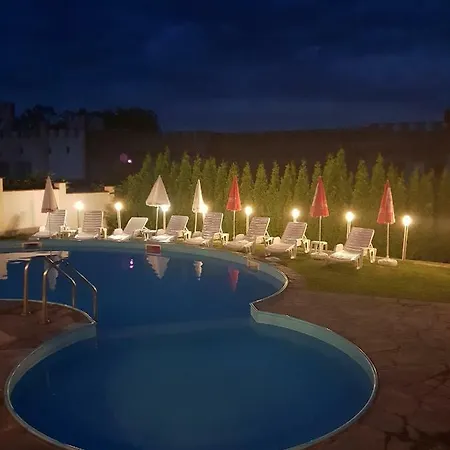 Hotel Family Komhotel Berkovitsa